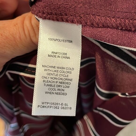 Evereve Allison Joy Maroon Stripe Tie Front Blouse - Picture 8 of 8